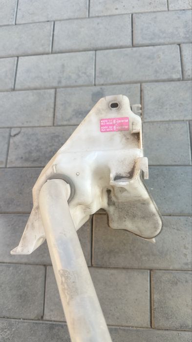 Toyota RAV4 судың бочокі
