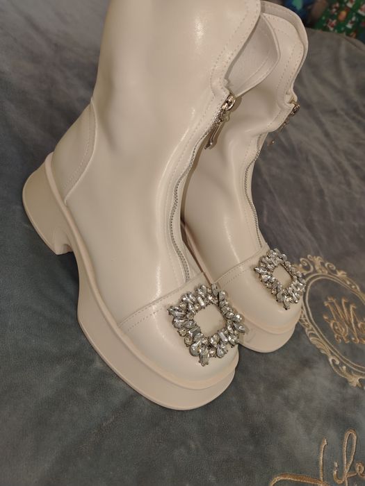 Демисезонный сапоги