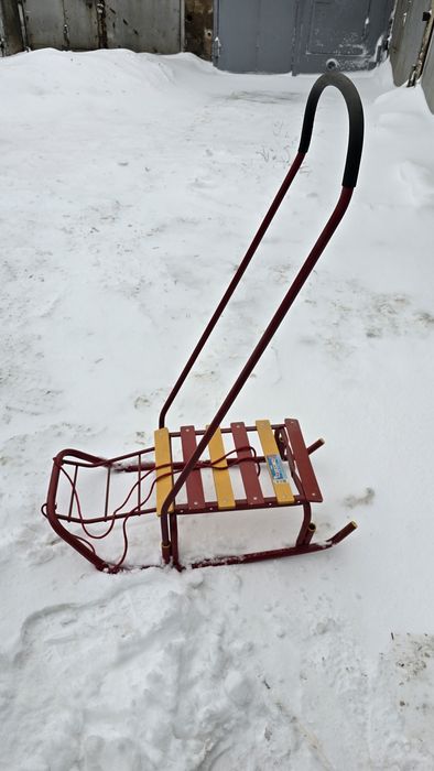 Продам новые санки