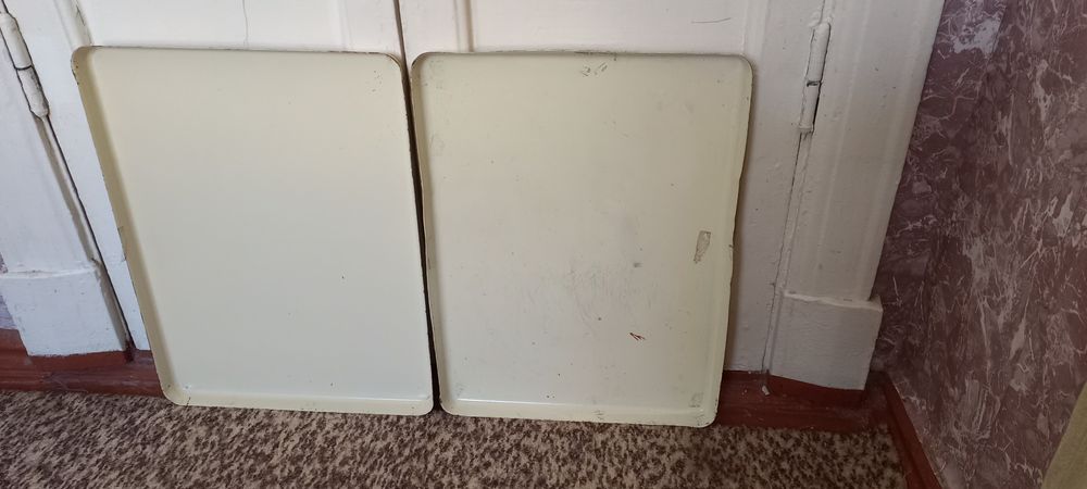 Продаются металлические поддоны