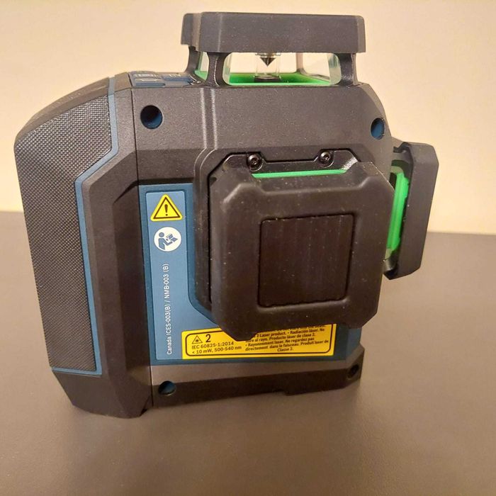 Vand laser 360, nou, model America - Bosch GLL 300-42G