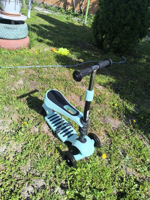 Продавам играчки за двора