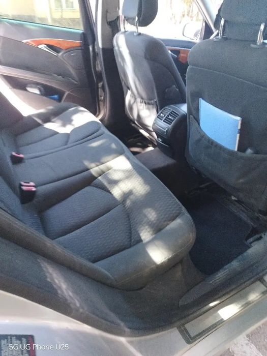 Mercedes E270 2004 Г.
