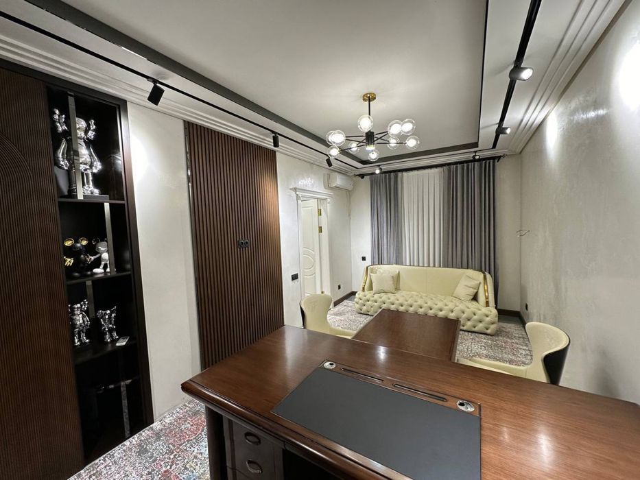 Центр Ц2 Алайский рынок Коммерческое помещение Офис, 90м2.Авторский