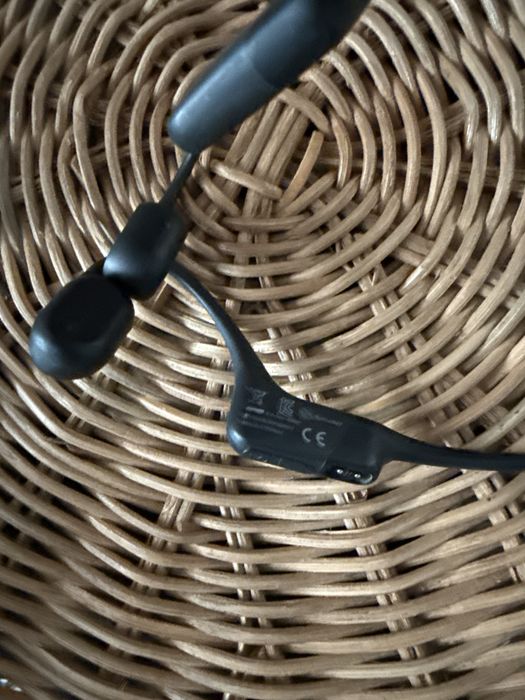 Casti cu conductie prin os Aftershokz Aeropex