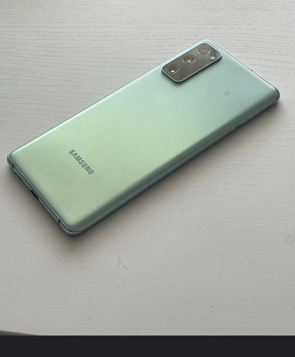 Samsung  Samsung s20fe