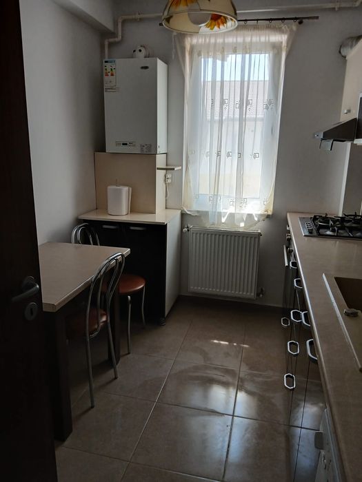 Apartament de închiriat