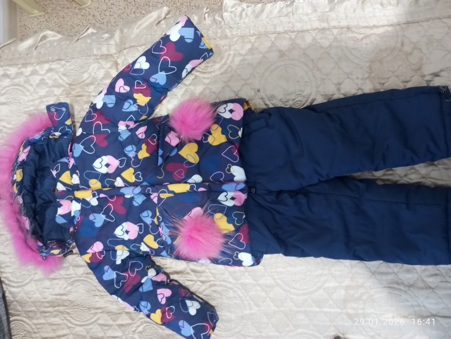 Продам детские комбинезоны