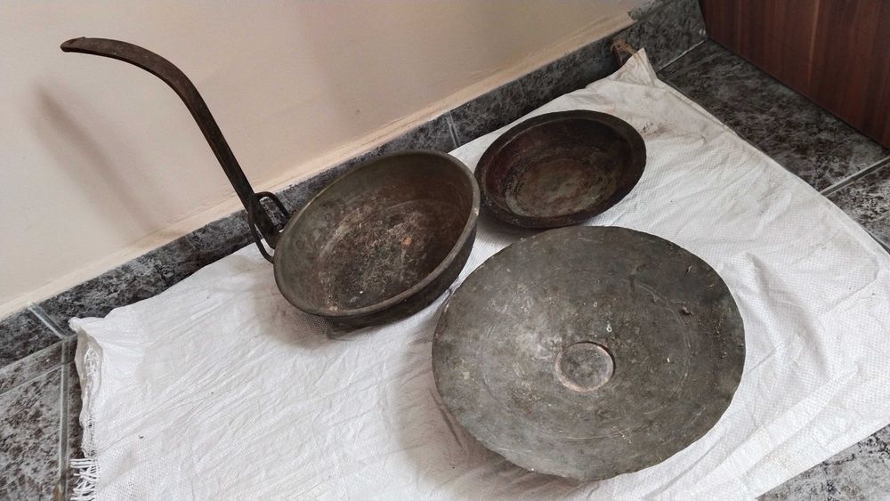 Медни бакърени тави тепсии разни