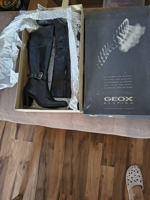 Ботуши Geox. Дамски.