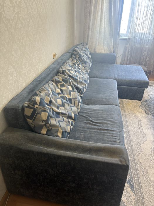 Продам угловой раскладной диван (б/у)