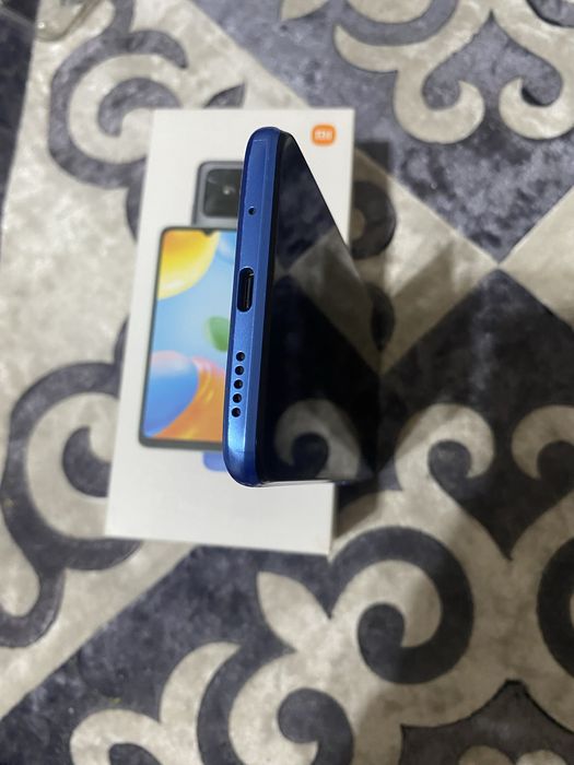 Продам редми 10с новый