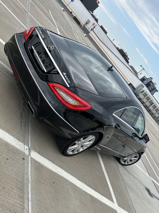 MERCEDES-BENZ CLS 2012 — imagine 4