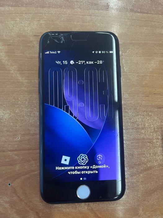 Iphone se 2020 срочно продам