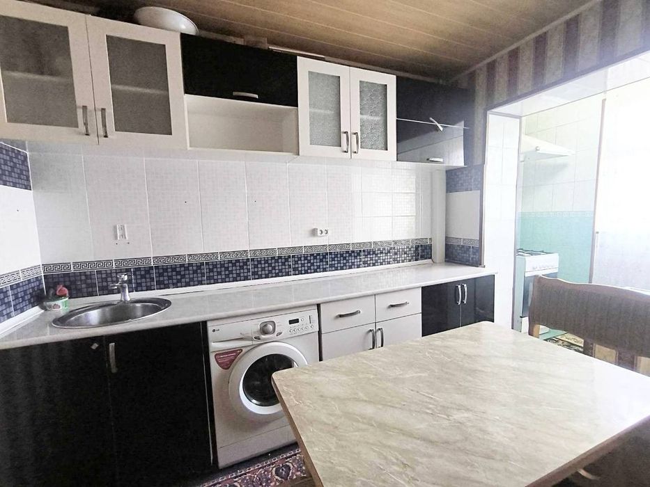 Срочная продажа! Чиланзар-5, 1 ком, 3 этаж, заезжай и живи!