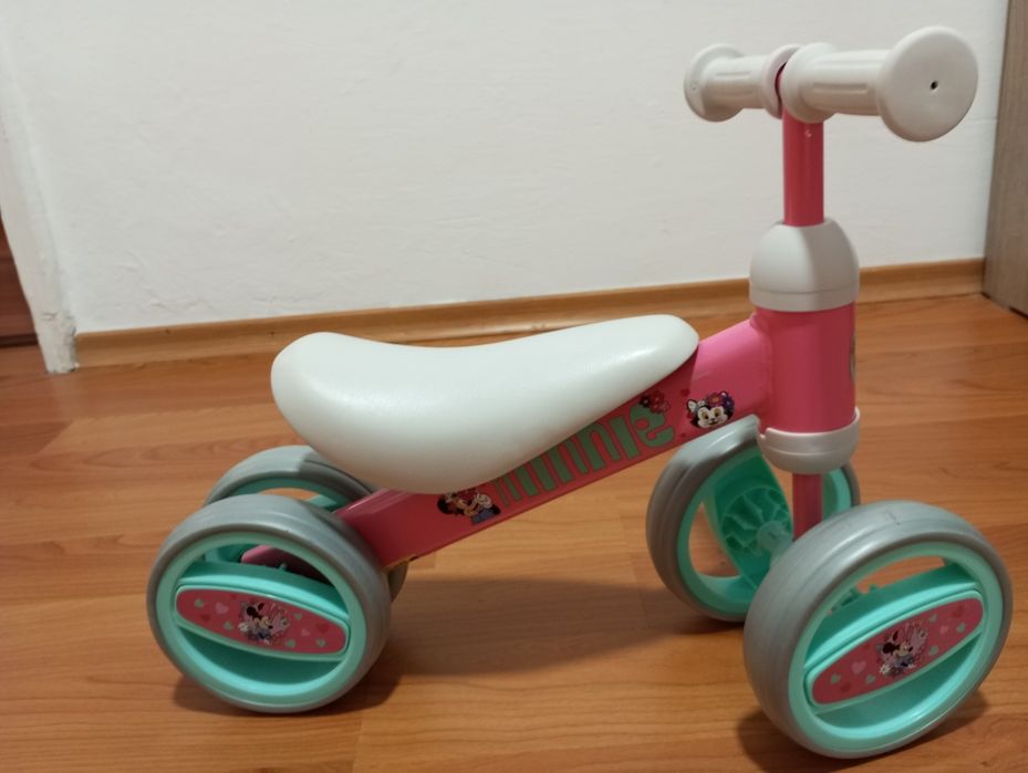 Bicicleta de echilibru noua