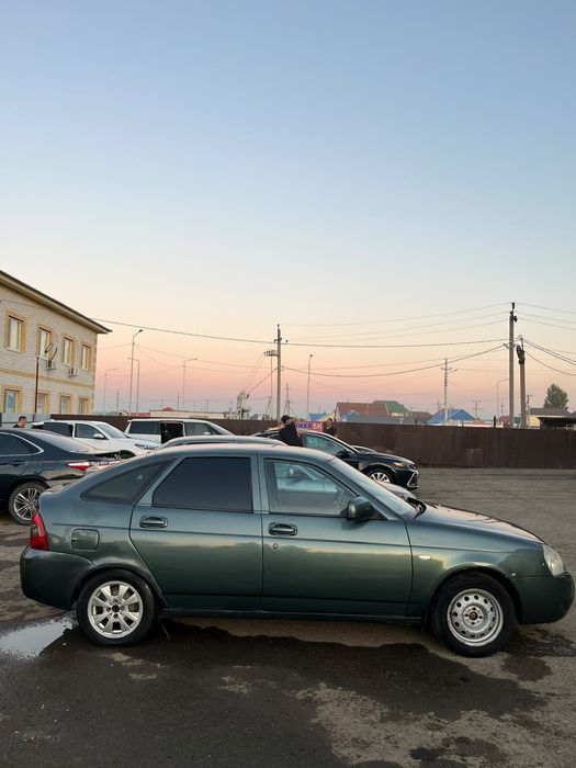 Приора 2011гхорошом состояние.