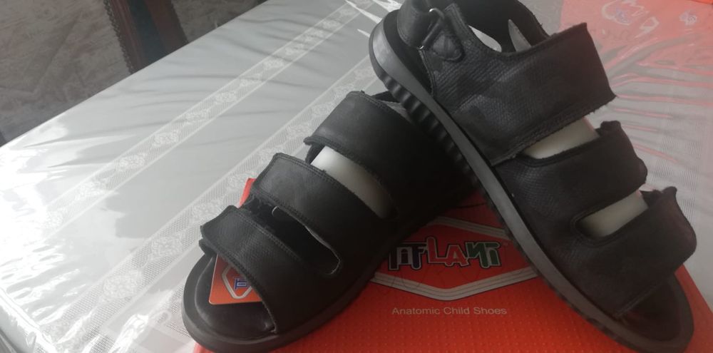 Сандали на мальчика