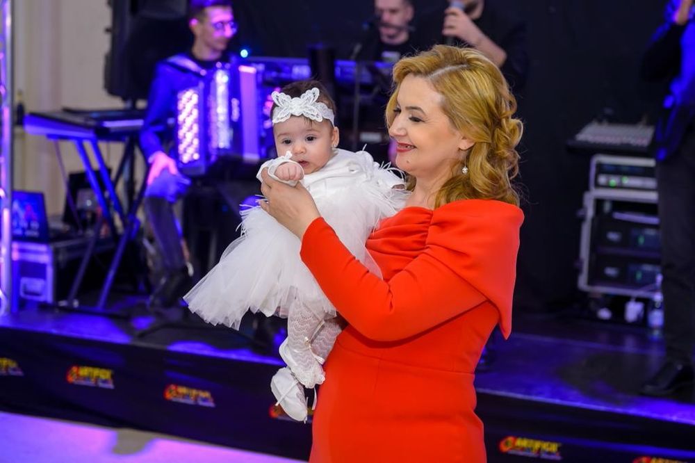 Rochita superba de botez