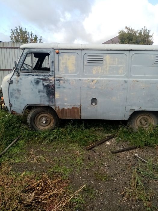 УАЗ 452,         фургон.