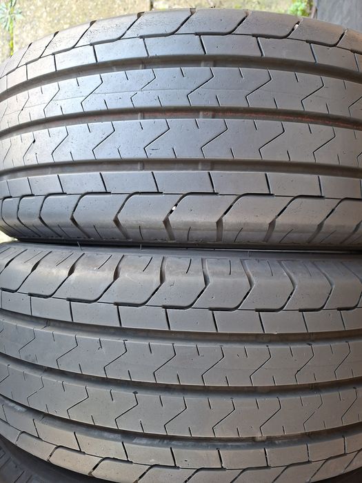 2бр 215/65/15 С за бус или ван подсилени марка бриджистон като нови