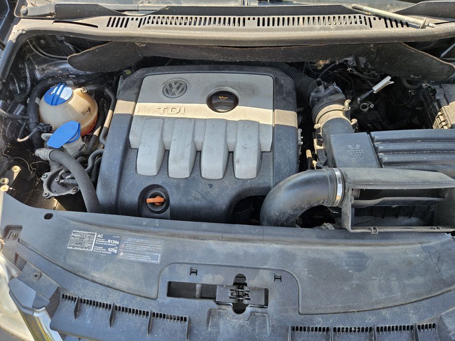 Capac motor vw touran 2.0 tdi bkd