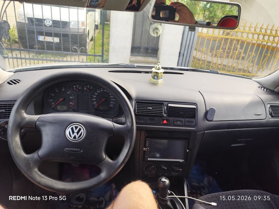 VOLKSWAGEN Golf 2000 — imagine 4