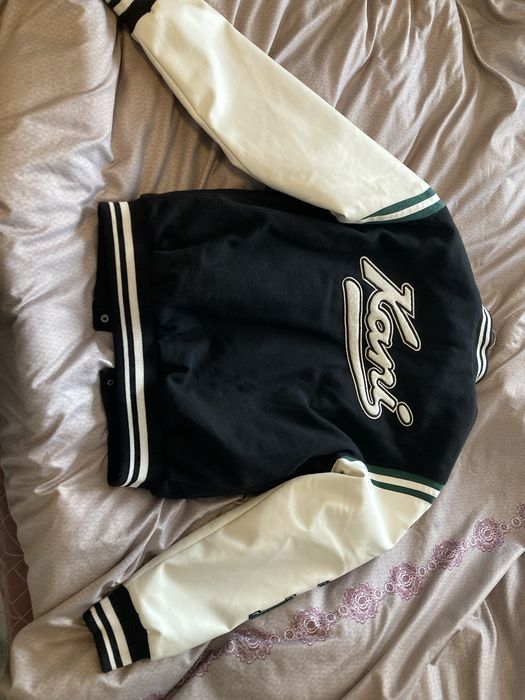 Geaca colegiala Karl Kani