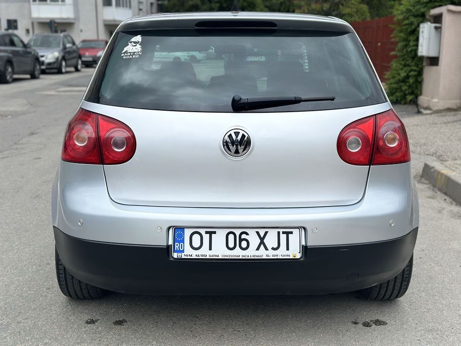 Volkswagen Golf  5 2.0TDI BKD GT