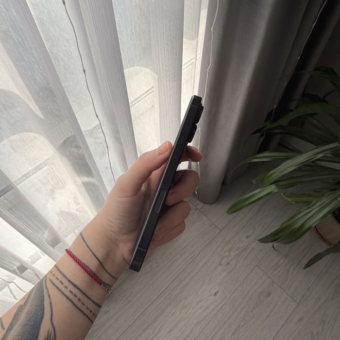 Iphone 16 Pro, 256GB, черный