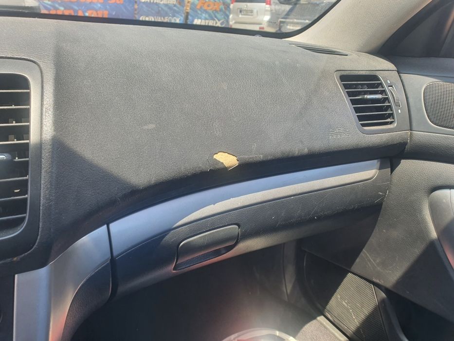 Продавам Subaru Outback