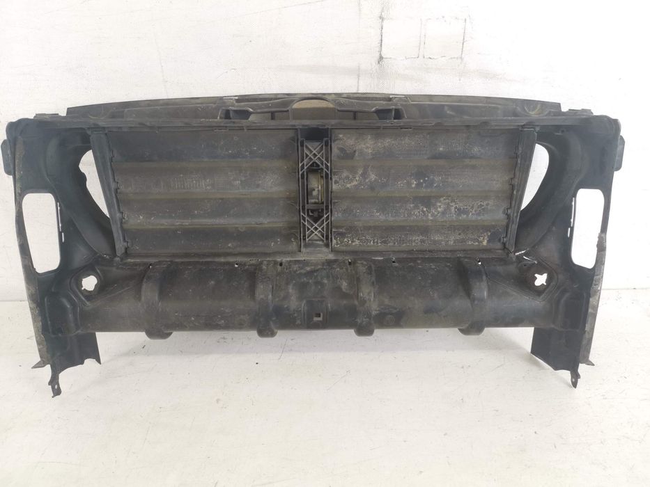 Активен дефлектор решетка преден капак / Aktiven deflector reshetka pa