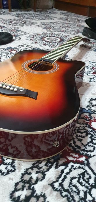 Gitara global eliktronni