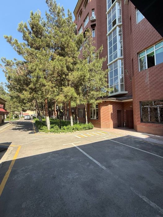 Улица Садык Азимова 3/3/7 Ц-1 посольство Японии