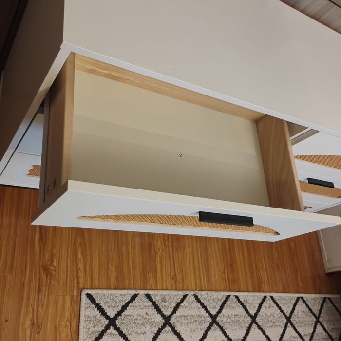 Comoda lemn lemn furniruit