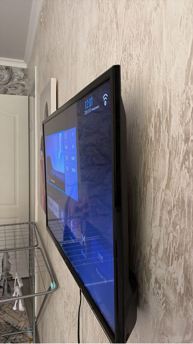 Телевизор artel 81 см