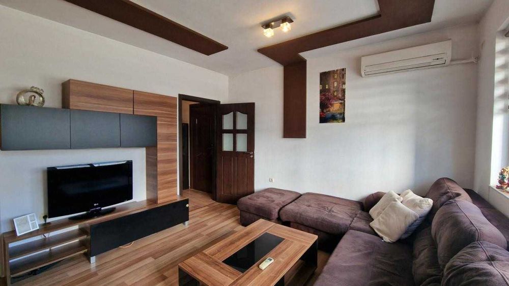 Дава се под наем Двустаен апартамент в Пловдив, Христо Смирненски - 60 кв.м за 375 € - Снимка #1