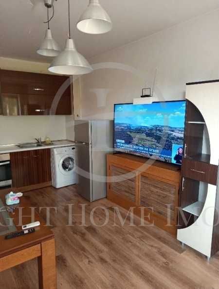 Продава се Двустаен апартамент в Пловдив, Тракия - 55 кв.м за 1670 €/кв.м - Снимка #1