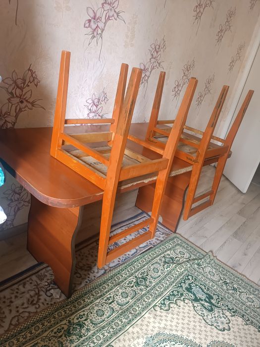 Стул с стулями 10000