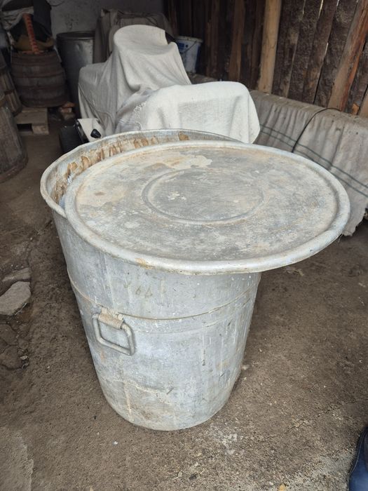 Butoaie din aluminiu cu capac 150L