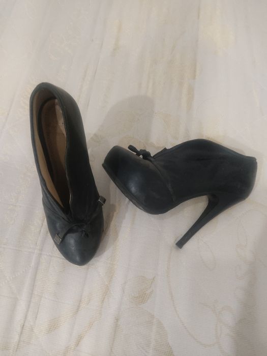 Продаются ботфорты, батальон,басаножка.