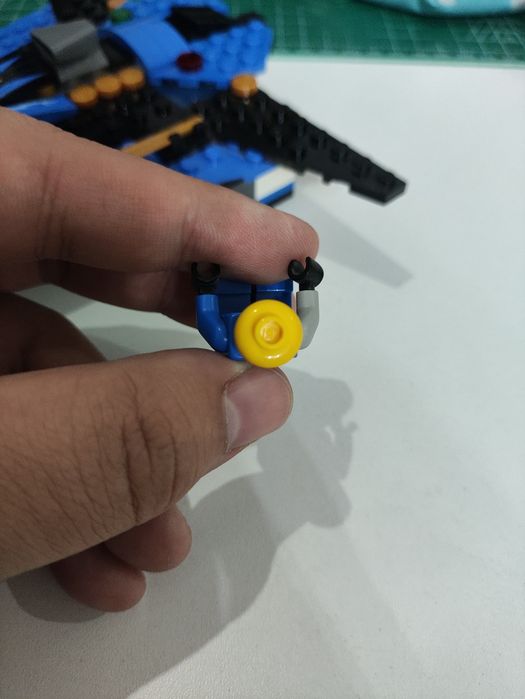 Lego Ninjago 9442 Jay's Storm Fighter