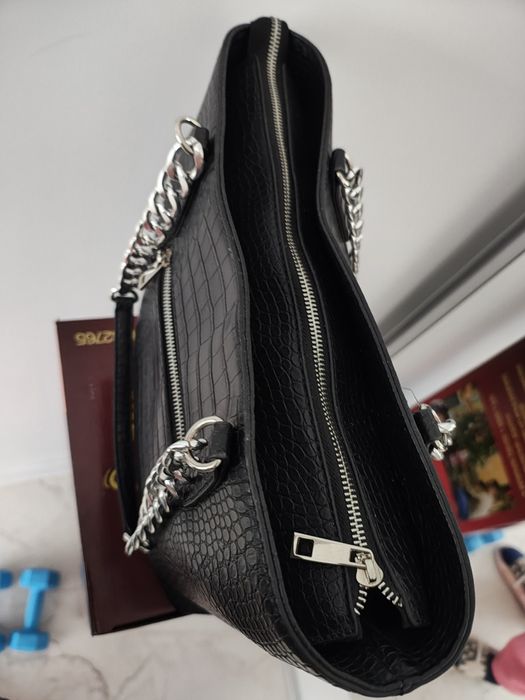 Geanta dama nou de umăr