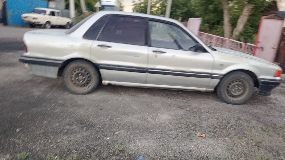 продам за 600 Галант