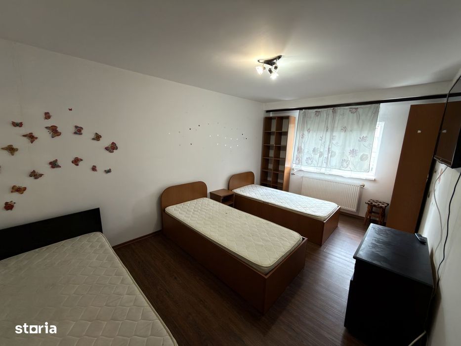 Apartament 2 camere etaj 2 zona Liceului Economic