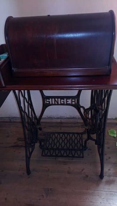 Masina cusut SINGER