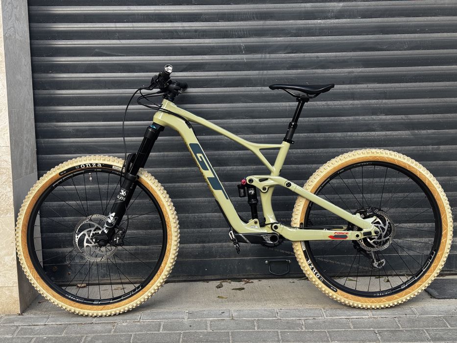 Ендуро велосипед GT Force Carbon Expert 27.5