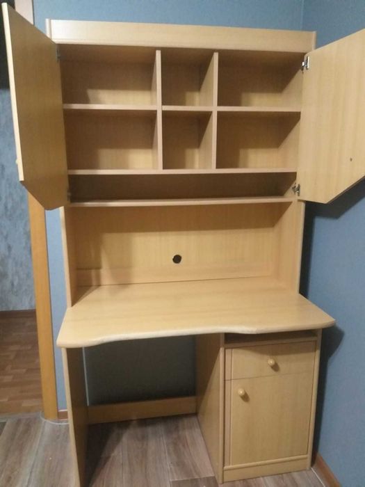 стол компьютерный