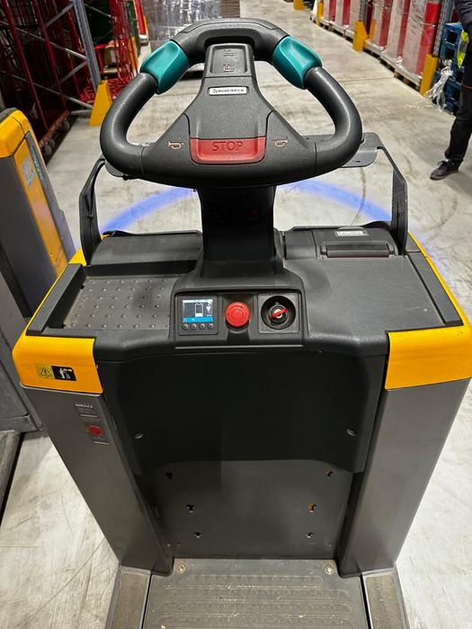 Motostivuitoare Electrice Jungheinrich – ECE 220 / ERC 212 / ERE 225