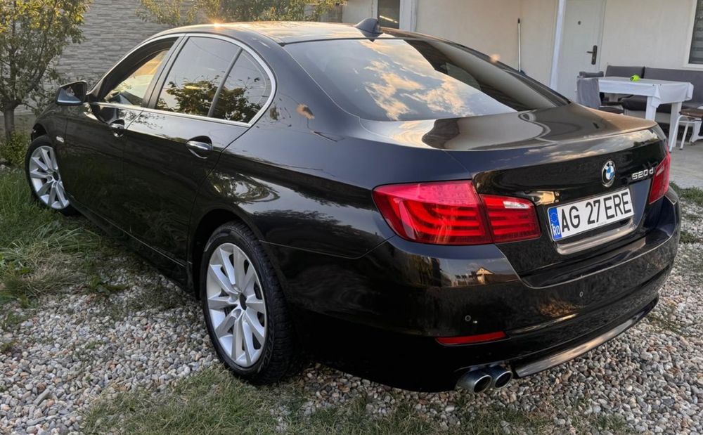 Bmw seria 5 f10 520d avariat